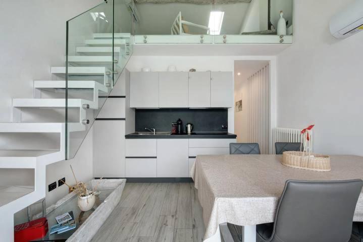 Le Coccinelle Home A Lierna Luaran gambar